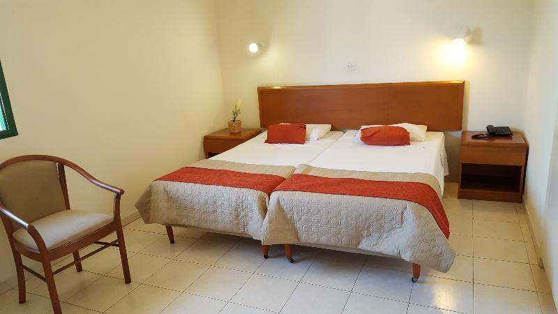 Mandalena Hotel Apartments 프로타라스 외부 사진